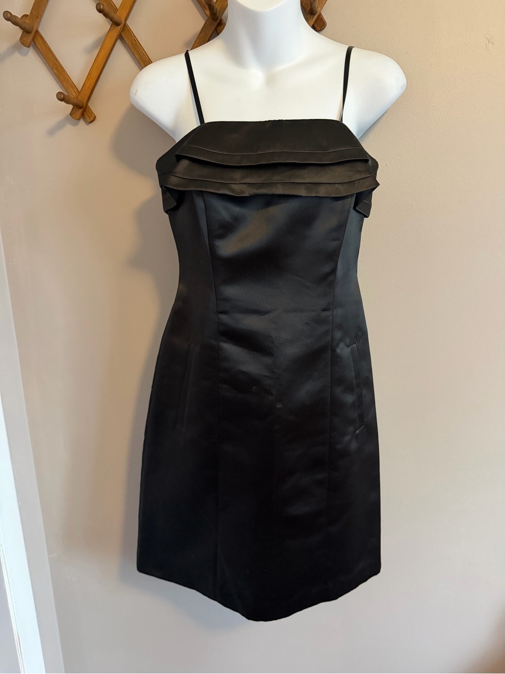 BCBG Paris Black Satin minimalist LBD Cocktail Mini Dress Size 6